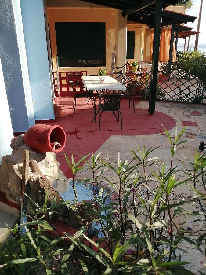 Evgenias Seafront House Apartment Nikiti